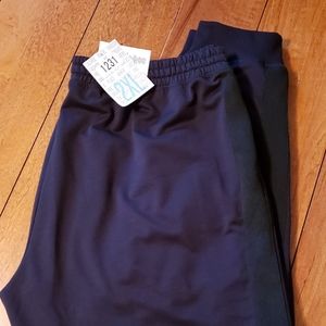 Lularoe Solid Black Jax 2XL